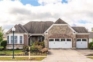 2610 Sunset Maple Dr, Tipp City, OH 45371