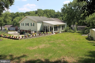 2206 Olson Ct, Temple Hills, MD 20748