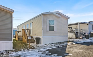 128 Ash St, Wilmington, DE 19808