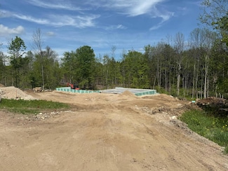 3 Gabriel's Way, Turner, ME 04282