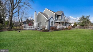 90 Chapman Ave, Doylestown, PA 18901