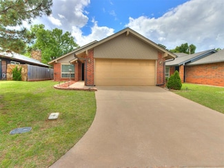 12217 Foxglove Ct, Oklahoma City, OK 73120