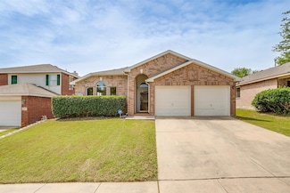 909 Western Pass, Fort Worth, TX 76179