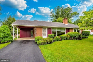 18731 Rolling Rd, Hagerstown, MD 21742