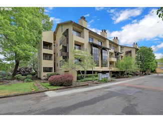 648 Wimbledon Ct, Eugene, OR 97401