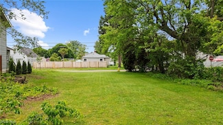 0 Essex St, Akron, OH 44306