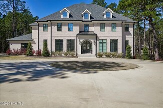 106 Haddington Dr, Pinehurst, NC 28374