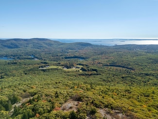 2 Bald Mountain Rd, Camden, ME 04843