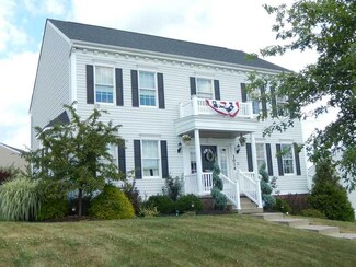 1014 Greenfield Dr, Canonsburg, PA 15317