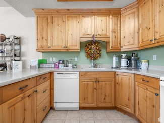 11085 S Grape Arbor Place Unit 102, Sandy, UT 84070