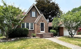 817 N Dorchester Ave, Royal Oak, MI 48067