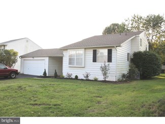 620 Wisteria Ave, Reading, PA 19606