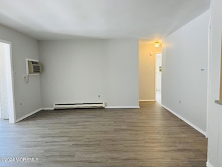 134 Manchester Ct, Red Bank, NJ 07701