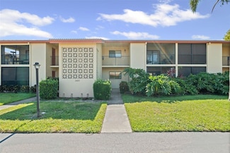 2415 Bayshore Gardens Pkwy Unit 2, Bradenton, FL 34207