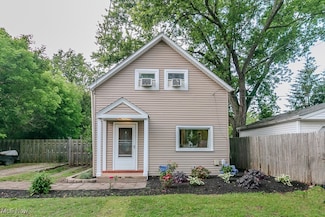 7568 Center St, Mentor, OH 44060