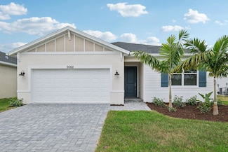 9062 Dahlia Cir, Port St. Lucie, FL 34986