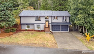 9726 Mallard Dr SE, Olympia, WA 98513