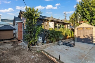 6809 Haywood St, Tujunga, CA 91042