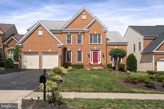 4420 Tuscany Ct, Woodbridge, VA 22192