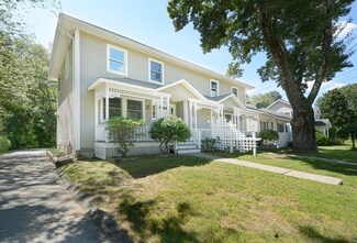 79 Homeward Ave, Uxbridge, MA 01569