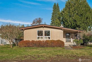 605 Louviers Ave, Dupont, WA 98327