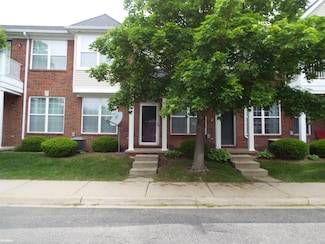 3763 Cherry Creek Ln, Sterling Heights, MI 48314