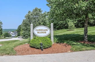 2C Manor Dr, Hooksett, NH 03106