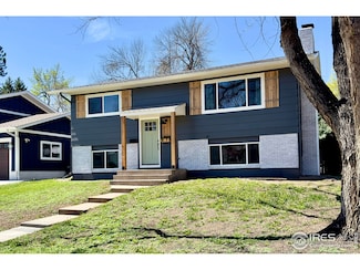 237 Clover Ln, Fort Collins, CO 80521