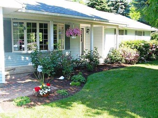 7624 Salmon Creek Rd, Williamson, NY 14589