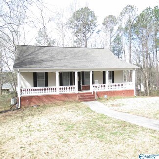 3430 Redwood Dr, Gadsden, AL 35907