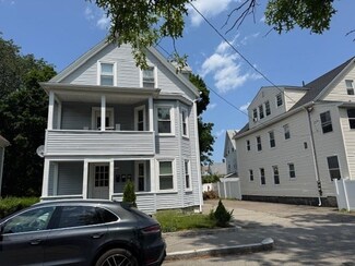 24 Moore St Unit 2, Quincy, MA 02169