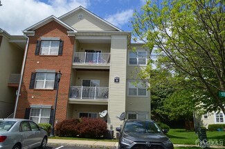 1137 Staats Ct, South Plainfield, NJ 07080