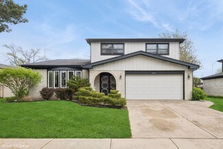 515 S Inner Circle Dr, Mount Prospect, IL 60056