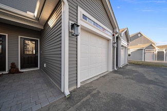 7 Cypress Ln Unit 5, Windham, NH 03087