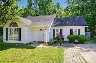 2432 Barkers Ridge Dr, Bessemer City, NC 28016