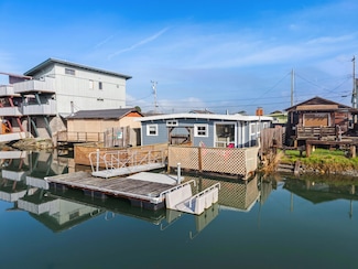 31 Crab St, Eureka, CA 95503