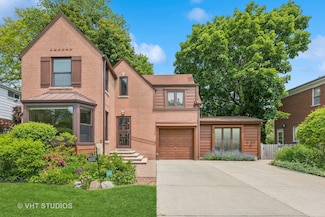 5032 Morse Ave, Skokie, IL 60077