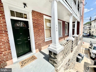 130 Green Ln Unit 1, Philadelphia, PA 19127