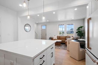 6656 W Docksider Dr, South Jordan, UT 84009