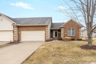 1322 33rd Avenue Cir, Silvis, IL 61282