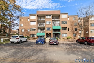 1501 Largo Rd Unit 301, Henrico, VA 23238