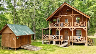 586 Grannies Creek Rd, Procious, WV 25164