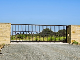 104 Live Oak Mott, Goldthwaite, TX 76844