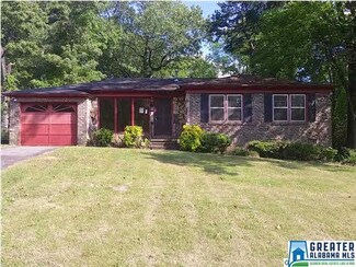 621 Glen Crest Dr, Fairfield, AL 35064