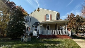 79 Lexington Ct, Holmdel, NJ 07733