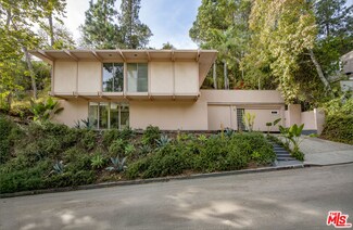 5649 Valley Oak Dr, Los Angeles, CA 90068