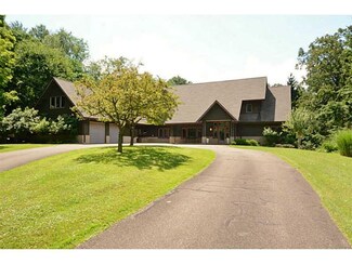104 Buhlmont Dr, Sewickley, PA 15143