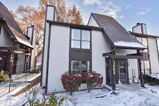 152 Stillmeadow Dr, Cincinnati, OH 45245