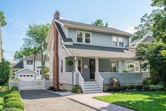 53 Harvard St, Glen Ridge, NJ 07028