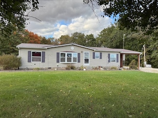 10226 E 1700th Ave, Hutsonville, IL 62433